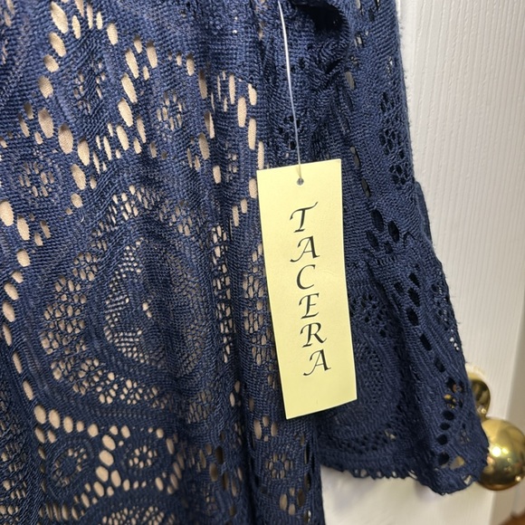 *NWT* Navy blue lace dress - Picture 3 of 4